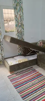 Whole apartment (Studio S+0) with green terrace ten minutes from the airport Raoued 호텔