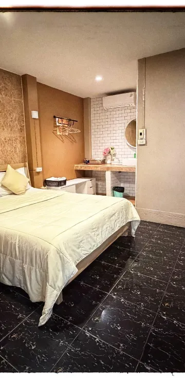 ห้องเดี่ยวชื่อเอิร์ท