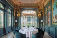 Château Hôtel Grand Barrail - breakfast