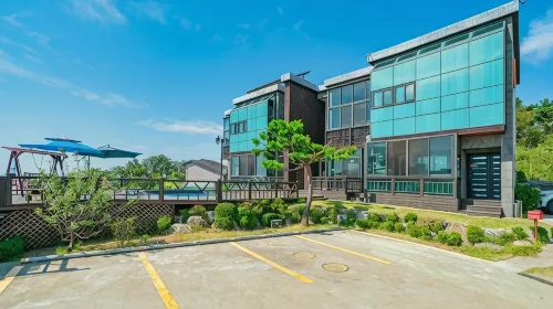 Ganghwa Island Circle Pension (Whirlpool Spa)