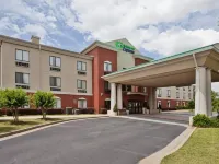 Comfort Inn & Suites Buford Near Mall of Georgia Hotels in Buford