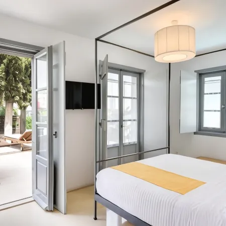 Orloff Resort Ξενοδοχεία στην πόλη Σπέτσες