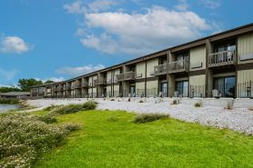 Best Western Indian Oak