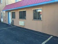 National 9 Inn Sand Canyon - parking