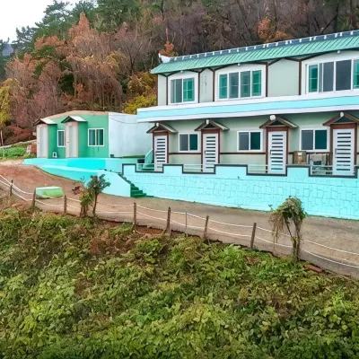 Yeosu Hyangilam Observatory Pension Hotel in zona Eremo di Hyangiram