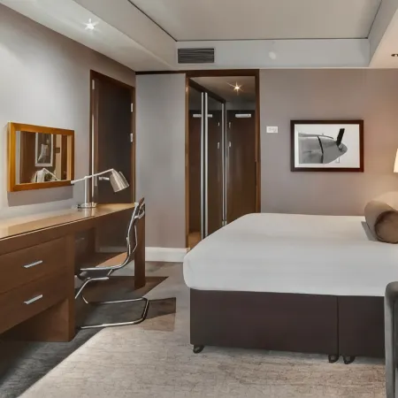 Sandman Signature London Gatwick Hotel