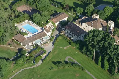 Hôtel Golf & Spa Château de la Bégude the Originals Collection Hotels near Bastide du Roy Golf