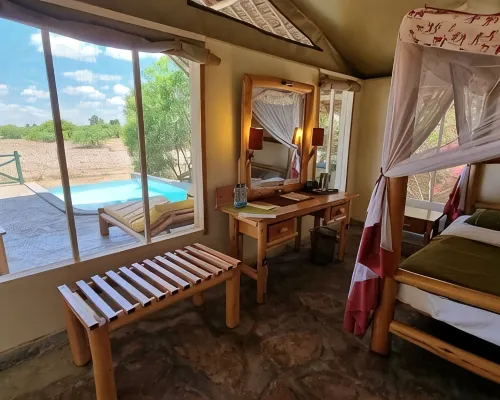 Manyatta Camp Hotels in Voi