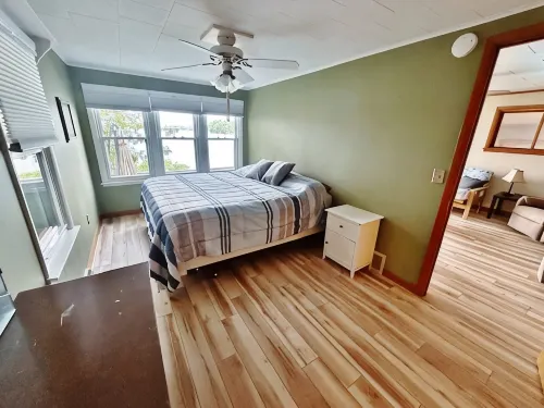 Up North Lake Escape - Homestays