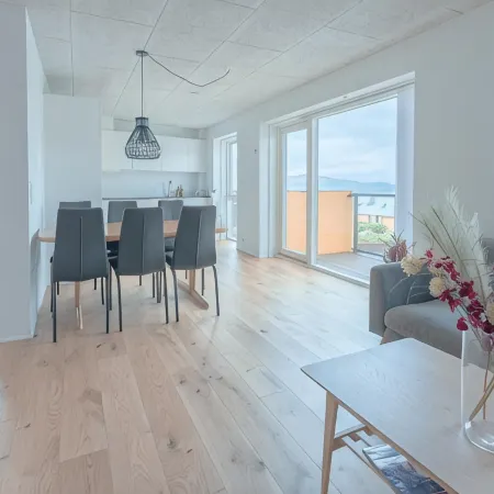 New / Stunning Sea View / Light / 3 Br