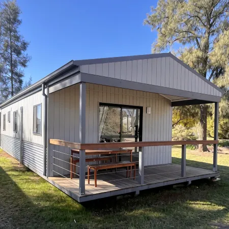 Griffith Caravan Village