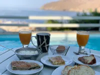 Yperia Hotel