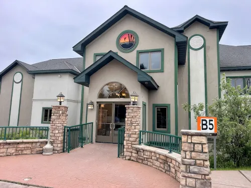 Lake Superior Condo~Whirlpool, Fireplaces, Balcony+Resort Amenties