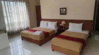 โรงแรม เอเวอร์กรีน 9 โรงแรมใน