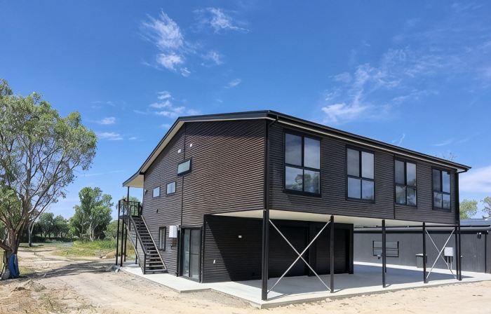 Large home on the water with boat ramp and jetty