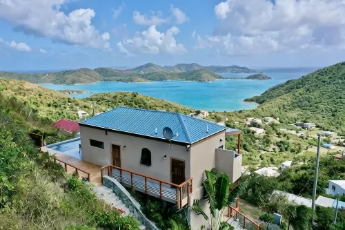 House by the Sea: Idyllic Views, Pool, AC, Back-up Power - balcony