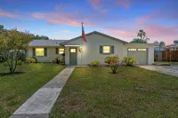Poolside Beach Cottage Retreat - 4-Star