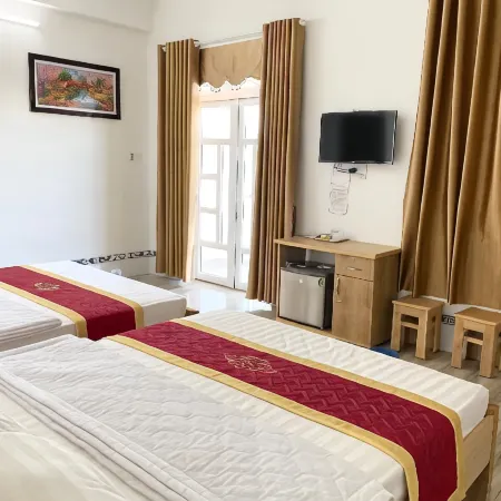 Ngoc Quy Hotel