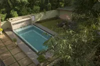 Hotel Athgira - Pools