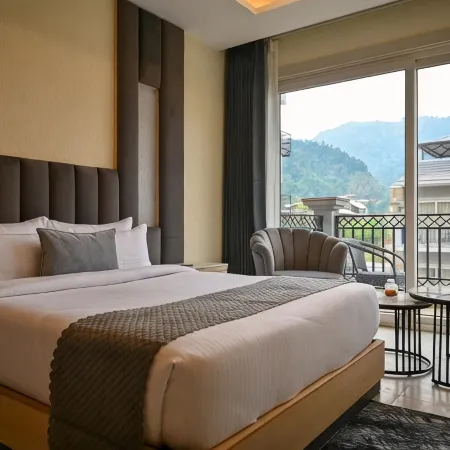 Amritara Chakra River Resort (Closest Luxury Resort to Neelkanth Temple)