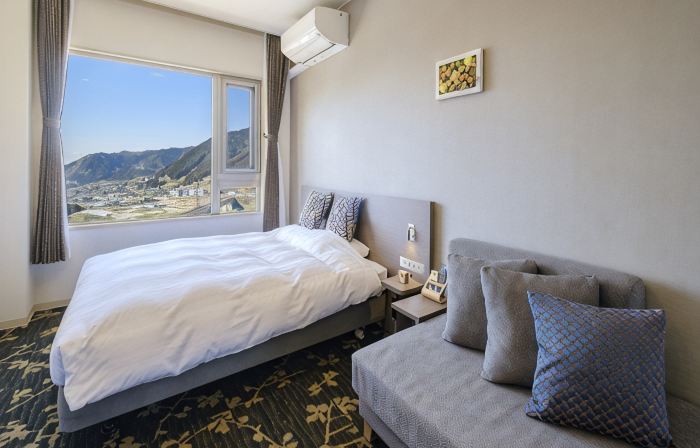 ASO CANYON TERRACE & LODGE