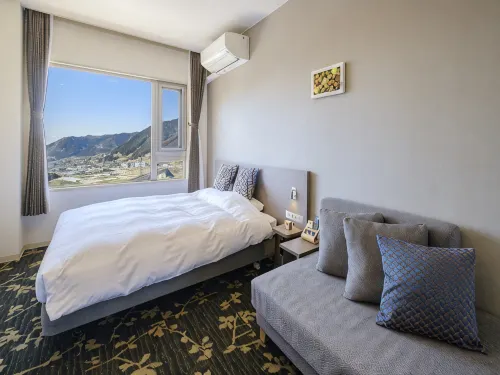 ASO CANYON TERRACE & LODGE