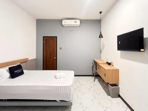 Urbanview Syariah Jackson Living near Stasiun Malang