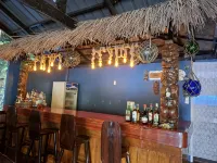 Enchanted Cove Resort - bar