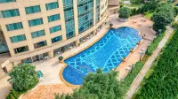 Regency Boutique Hotel（Shantou Mixc Railway Station）