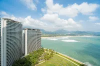 Yajing Haiju Surfing Seaview Design Hotel (Wanning Sunac Riyuewan Branch) - Condos