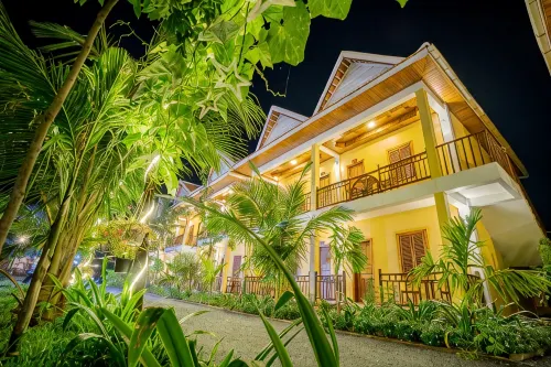NanaSky Kampot Residence