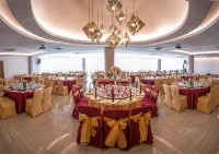 V8 Hotel Johor Bahru - 4 звезды