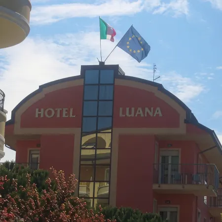 Hotel Luana