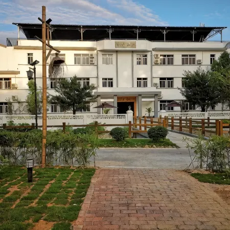 Huangtang Inn