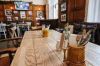 Channings Hotel by Greene King Inns - sarapan