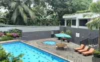 D'Primahotel Kualanamu Medan Formerly Prime Plaza Hotel - Rooftop Pools