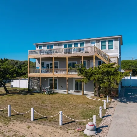 "What A Great Location" - Oceanview Home, Steps to Beach, Bike/Walk To Fun/Food!