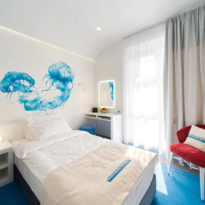 Starboard Side Hotel โรงแรมใกล้สถานีตุลสกายา