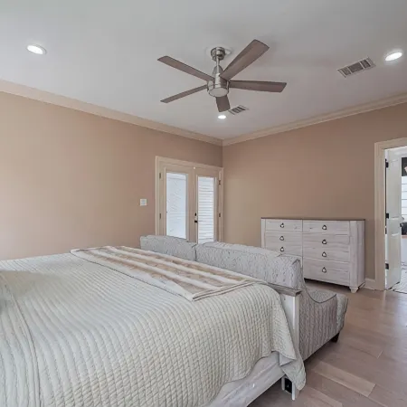 "Fitz-Just-Right" home in Walden: Boat ramp, Pickleball, Community Pools!