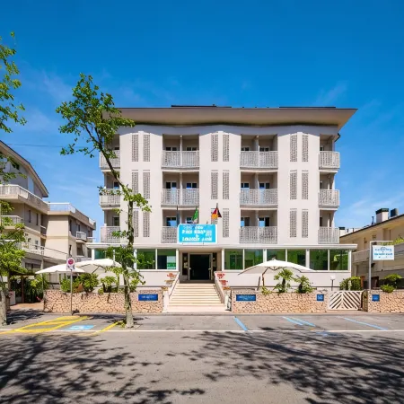 New Bristol Sport Hotel