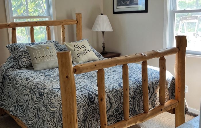 Fireside Cabin – a cozy retreat at Truman Lake – relax and unwind! Pet friendly!