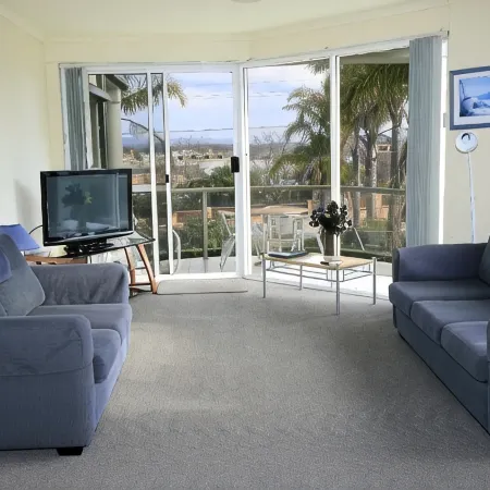 The Palms Apartments