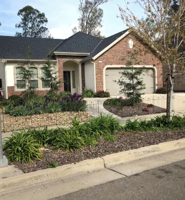 Mondavi Cottage - a VRBO  home perfect for university or medical Professionals - Homestays