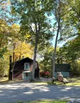 Snow Blanket Barn - Cozy 3Br Family Retreat in Gardner, MA - 4 tähden