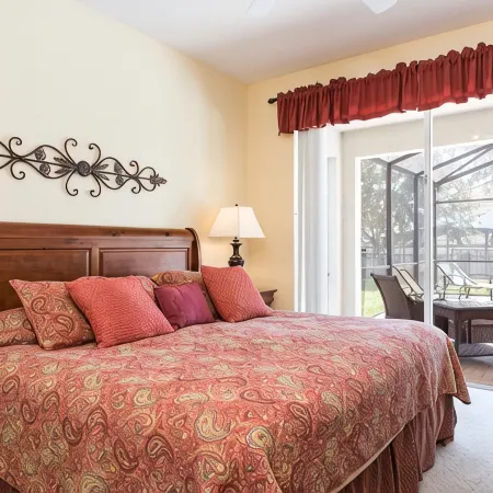 Kissimmee Resort Villa, 4 Bed / 4 Bath En-Suite, Heated South Pool & AC Arcade