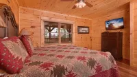 New! LUXURY Lodge! LARGE Indoor Heated Pool, HotTub, Arcade, & Incredible Views! - Private Pools