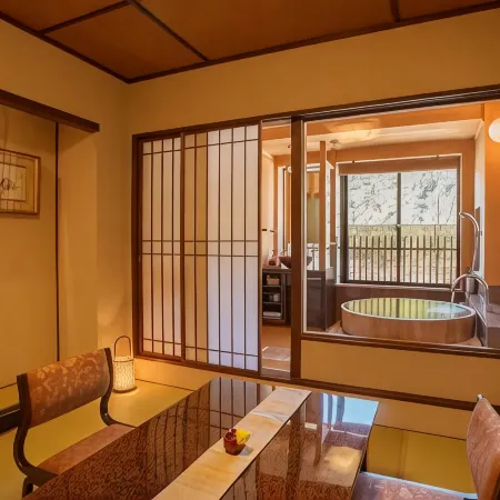 Yamamizuki Urara Tsutaya