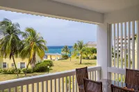 JamaicaTime Driftwood Sea Palms · Ultimate 3Br Condo Ocho Rios Beach Front Pool - breakfast