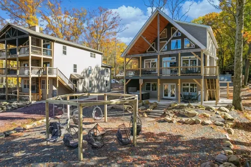 New Modern Luxury Lakeview Haven: Lake Access,HotTub, Game Room, FirePits, Ski - Gym