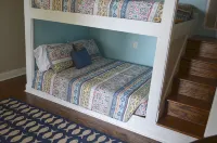 Cozy Cabin,Sandy Beach,Fantastic Dock W/ 50' TV & Boat Launch - Chalets